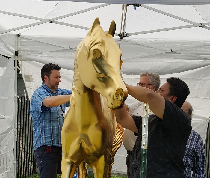 atelier-nombre-d'or-doreur-feuille-d'or-bois- staff-métal-verre- résine-plâtre-bruno-toupry-restaurateur-designer-oeuvre-art-paris-dorure-sculpture-or-ebenisterie-dorure -laque-pigment-restauration