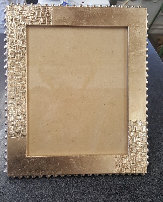 Cadre doré à la feuille, création de l'atelier