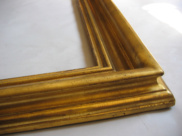 Cadre doré à la feuille d'or