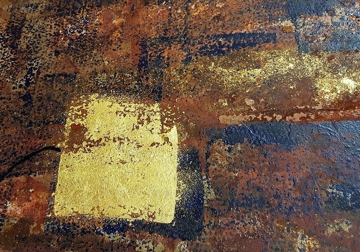 Feuille d'or et effet rouille